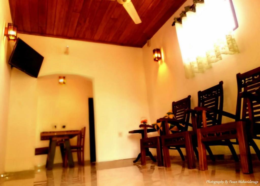 Appartamento Sana Guest Weligama Esterno foto