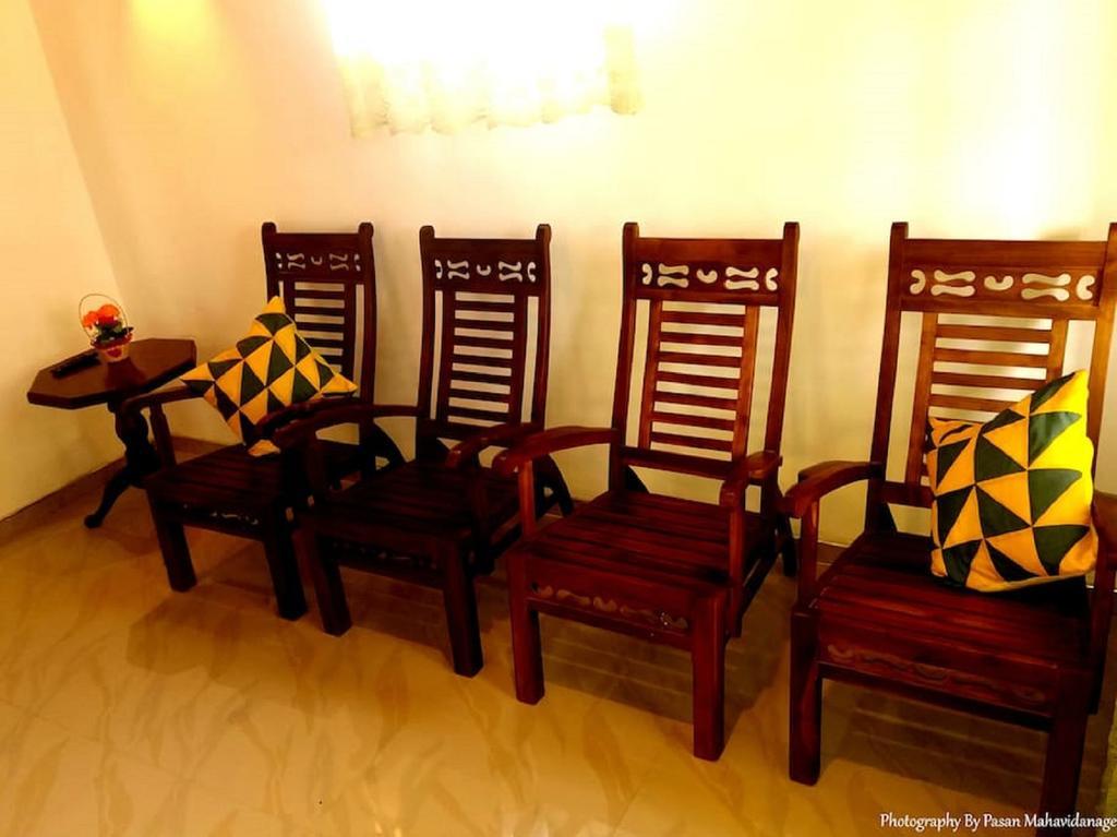 Appartamento Sana Guest Weligama Esterno foto