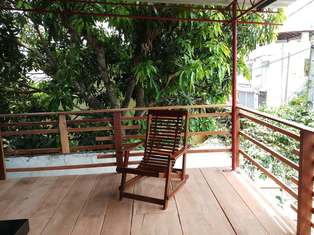 Appartamento Sana Guest Weligama Esterno foto