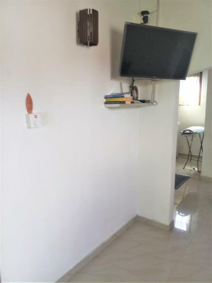 Appartamento Sana Guest Weligama Esterno foto